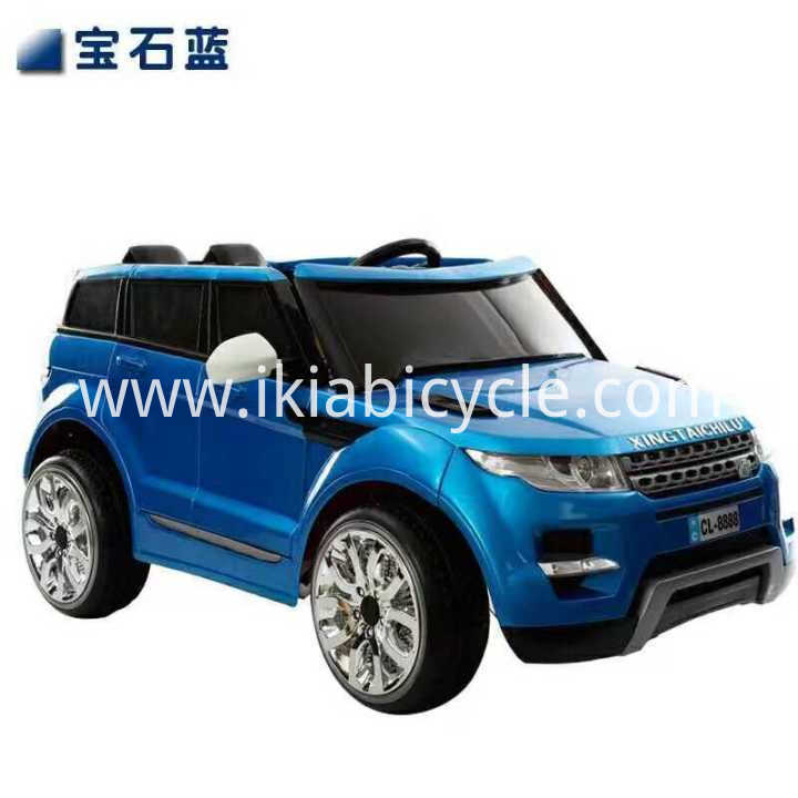 Blue Kulay ng Kid Toy na sumakay sa kotse