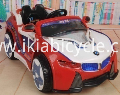 Mga bata sa electric car para sa 8 taong gulang